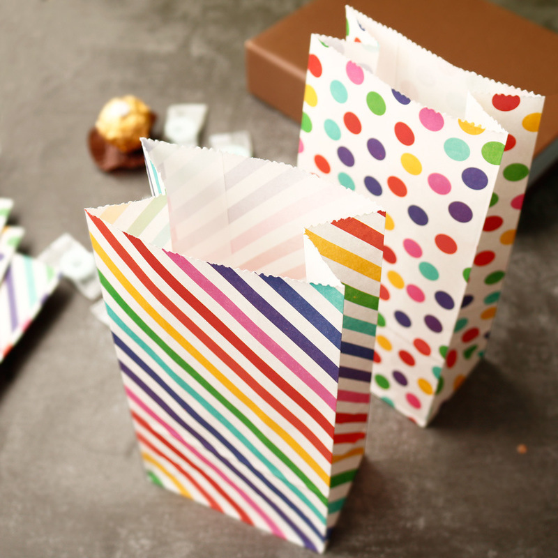 Small Paper Bags Rainbow Print - Event Party Box recension och pris