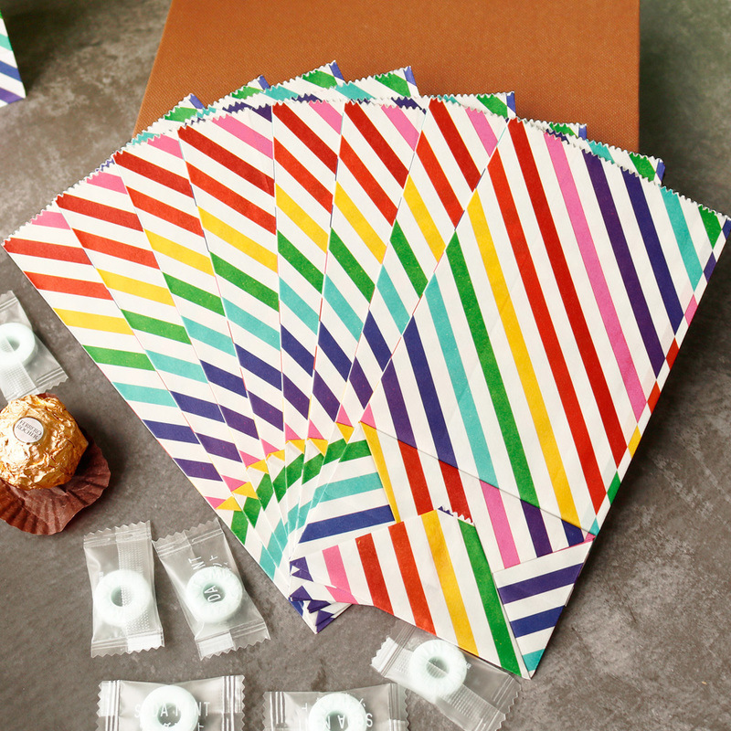 Small Paper Bags Rainbow Print - Event Party Box recension och pris