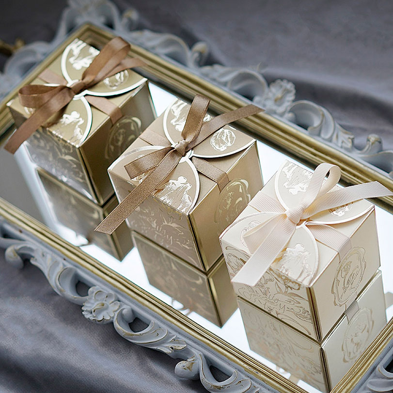 Square Paper Gift Boxes with R - Event Party Box recension och pris