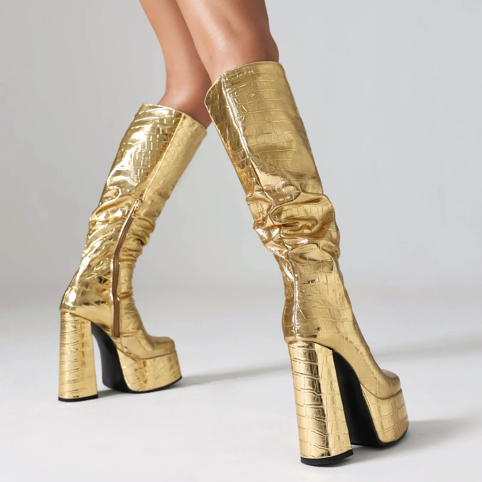 Shiny Silver Women Pleated Pla - Eve Party recension och pris